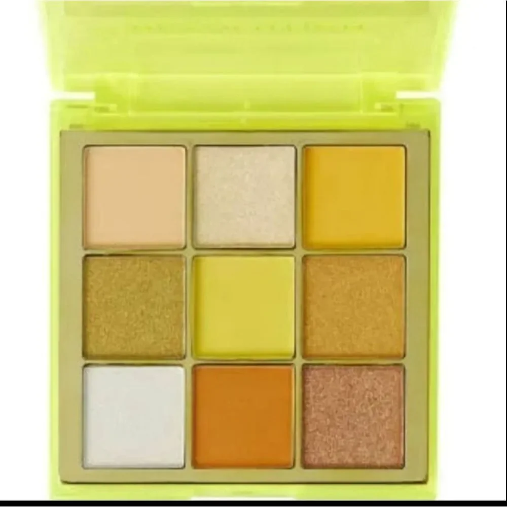 Makeup Revolution color electric